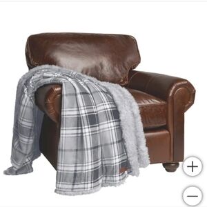 (Ew)Orvis cozy luxe throw